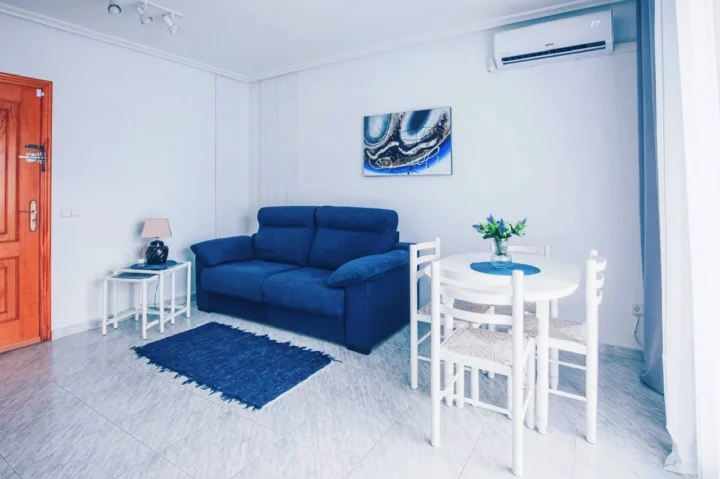 Apartment  for winter rent in Torrevieja, Calle Goleta