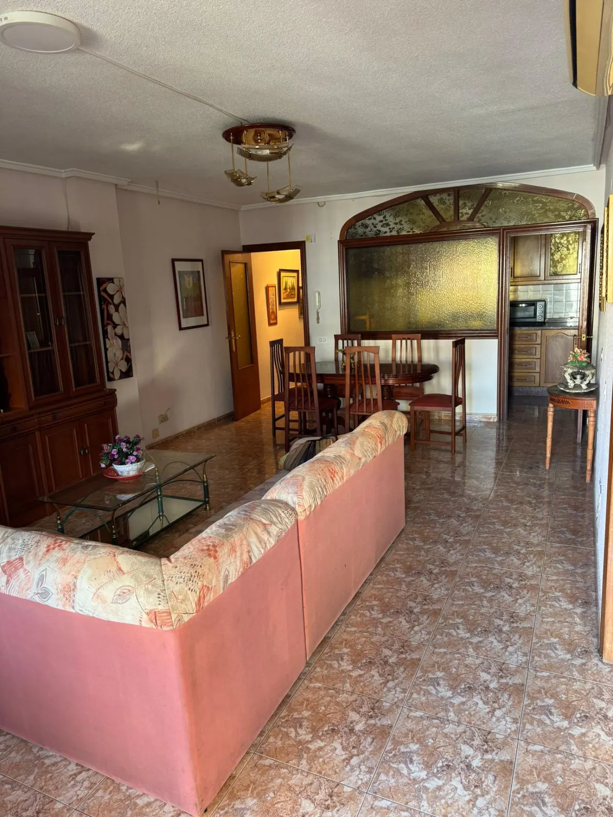 3-bedroom apartment located in downtown Torrevieja, just 200 meters from the beach — 2