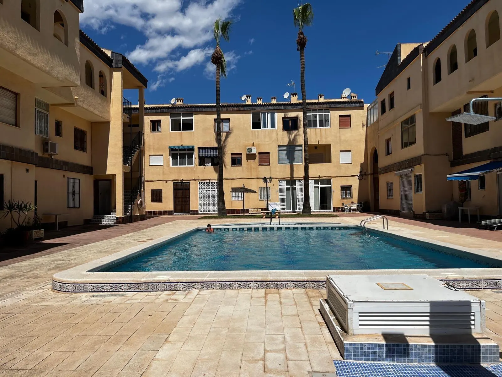 2-bedroom apartment in Punta Prima, 200 meters from the beach — 2