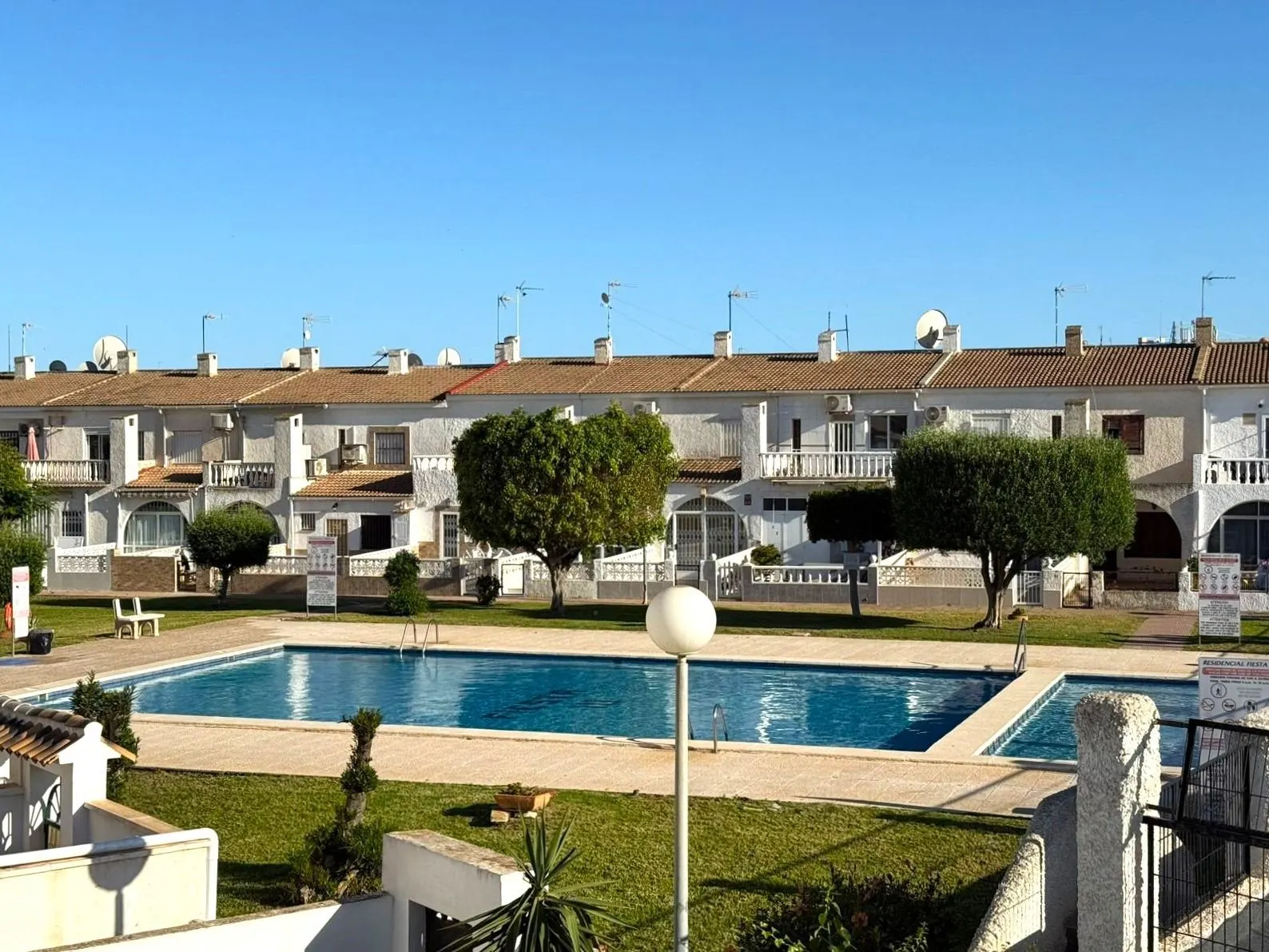 4-bedroom townhouse in Calas Blancas — 2