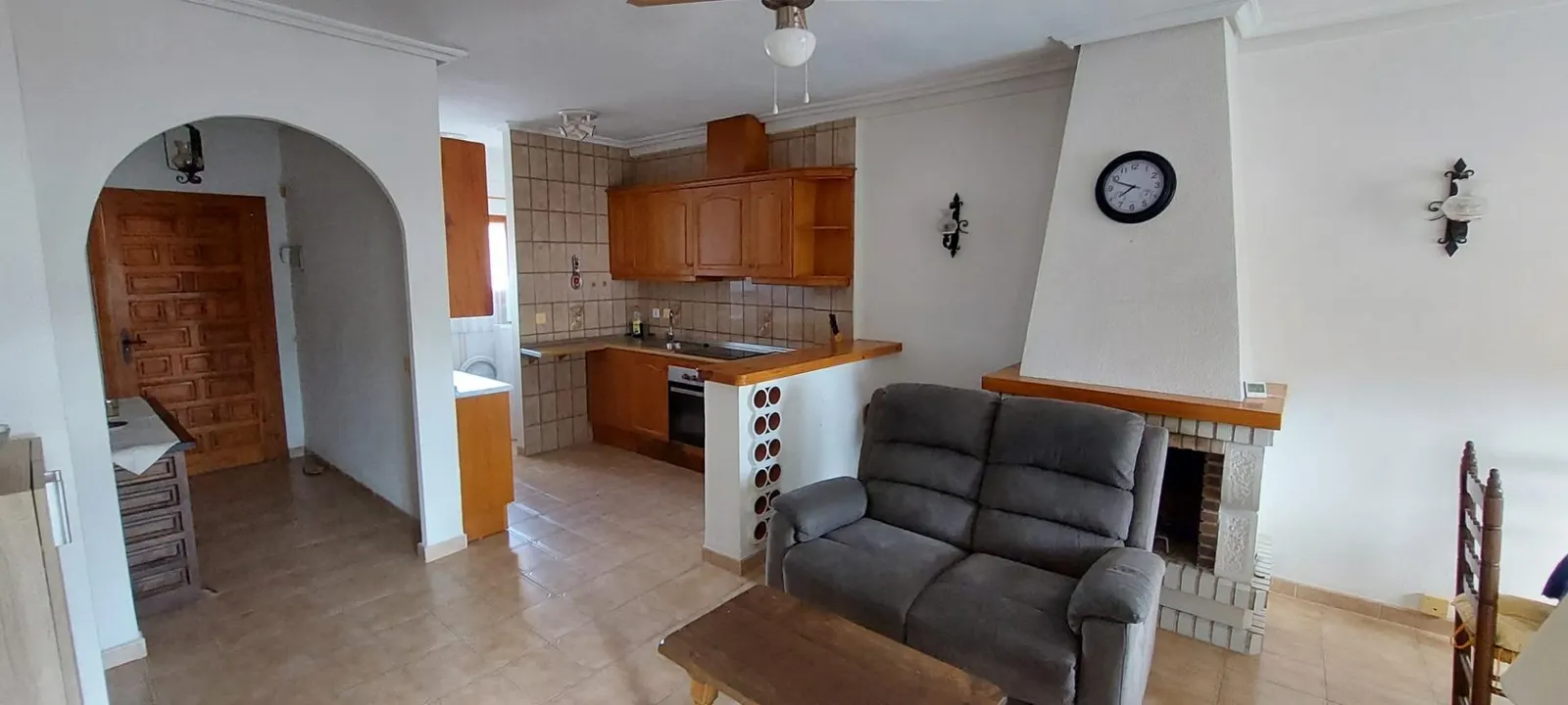 2-bedroom apartment in Punta Prima, 200 meters from the beach — 5
