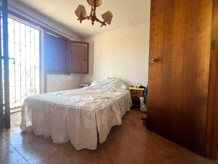 Townhouse for sale on Calle la Calera