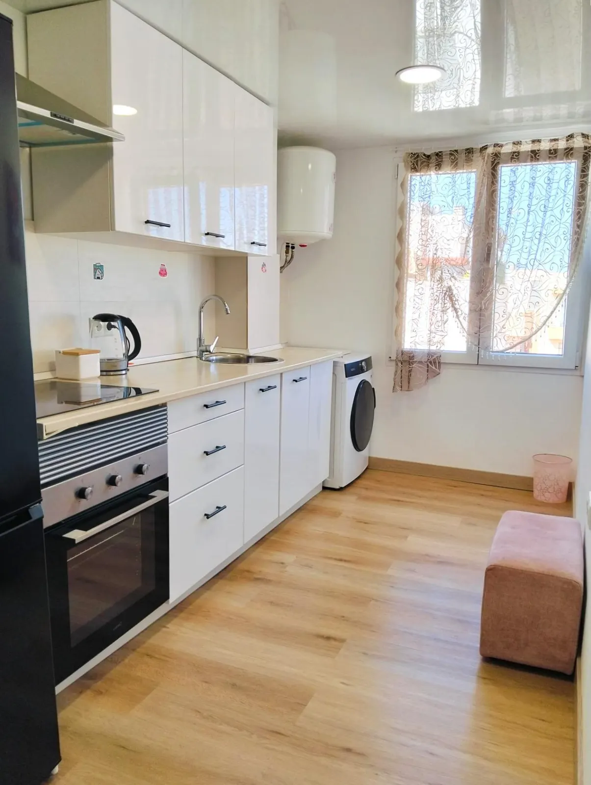 Fully renovated 2-bedroom apartment in Alicante — 4