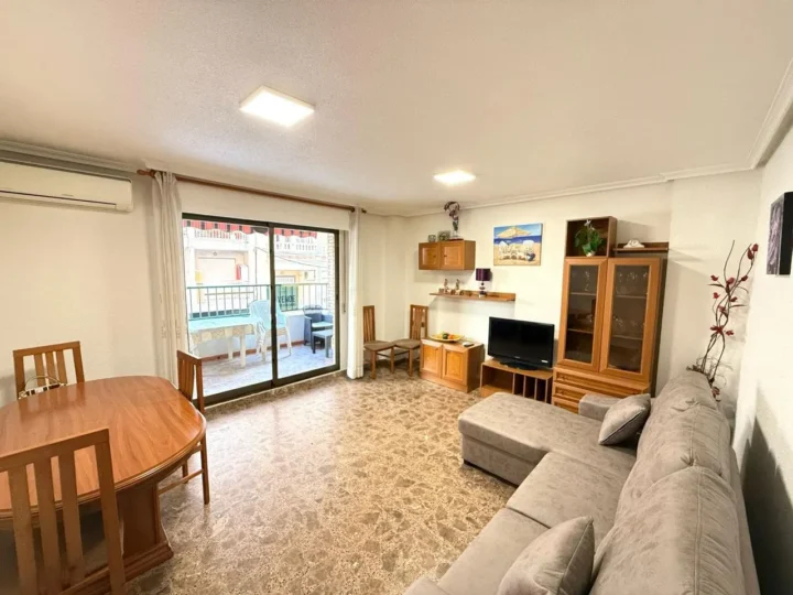 DEL CURA APARTMENT Short-Term Rental Apartment in Torrevieja, Spain Fully equipped and ideal for up to 6 guests