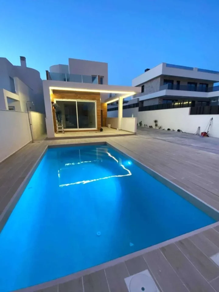 Villa in Torrevieja (Aguas Nuevas)