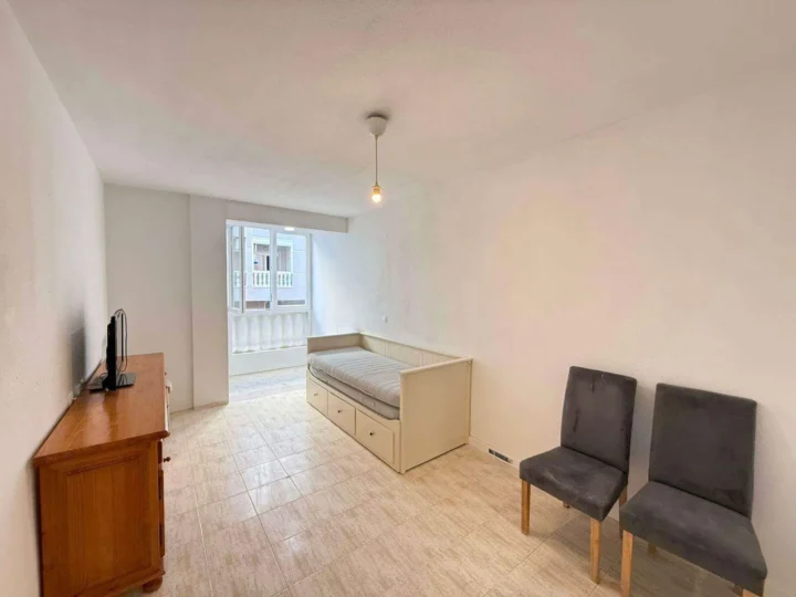 Studio apartment in Torrevieja (Playa de los Locos)