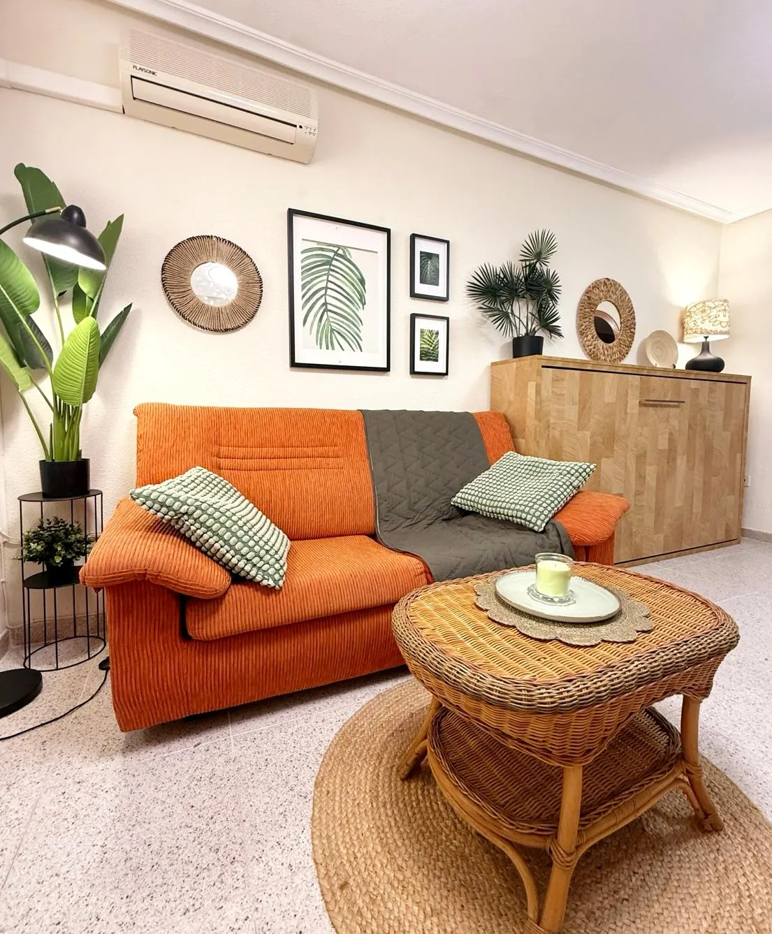 Short-Term Rental Apartment in Torrevieja, Spain — 3