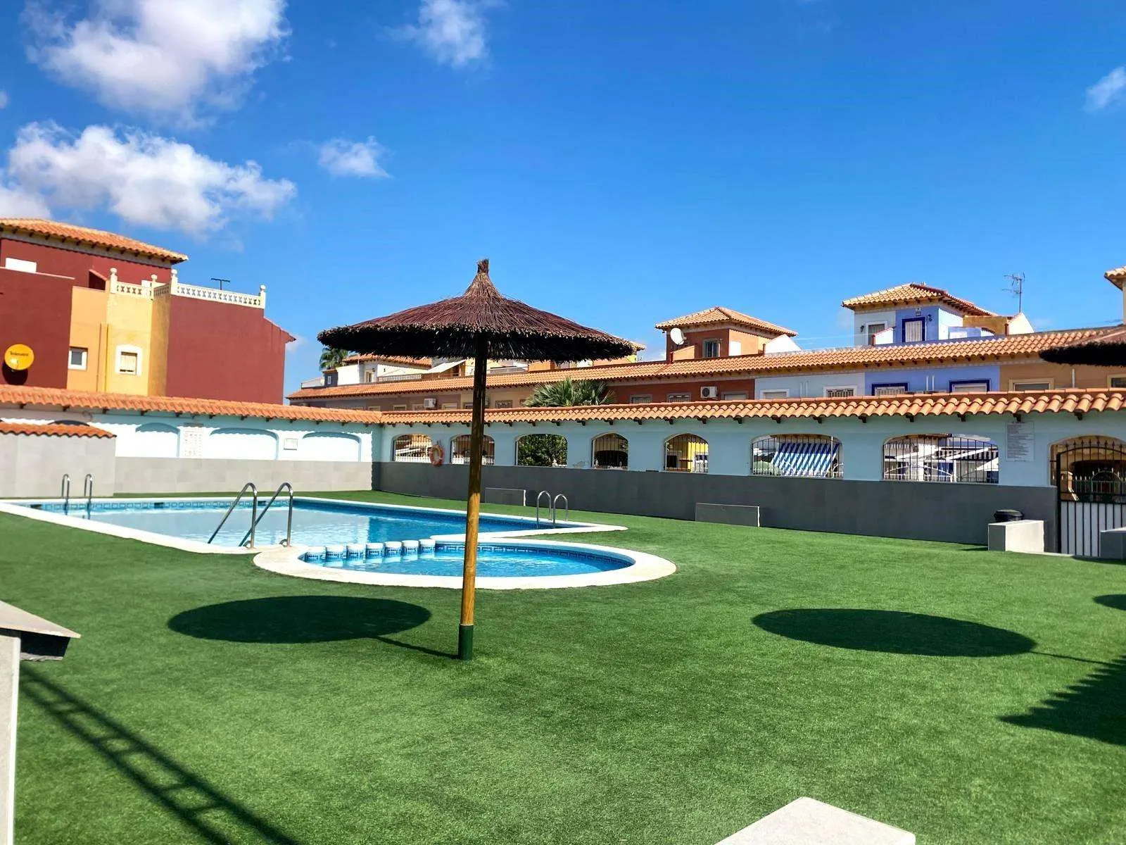 Townhouse in Torrevieja (La Siesta - El Salado - Torreta) — 1