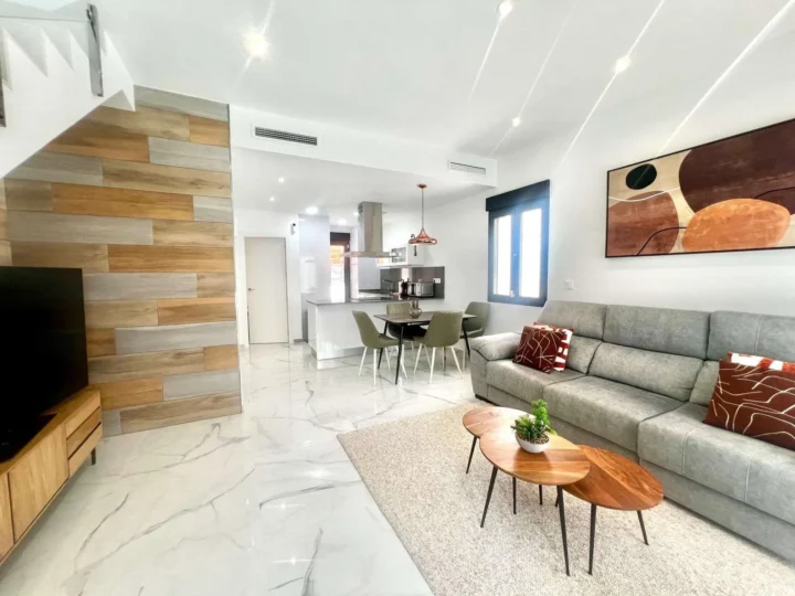 Villa in Torrevieja (La Siesta - El Salado - Torreta)
