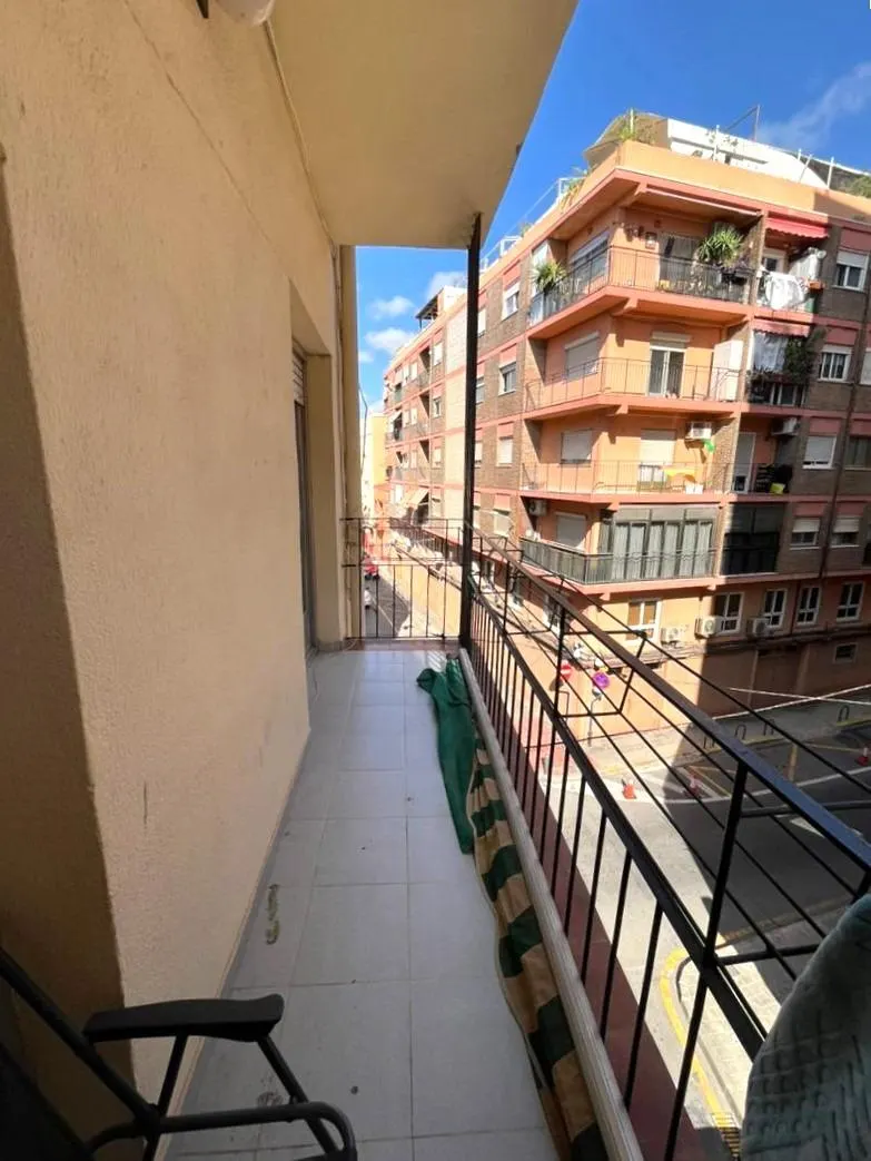 Apartment in Alicante (Garbinet-Parque de las Avenidas) — 3