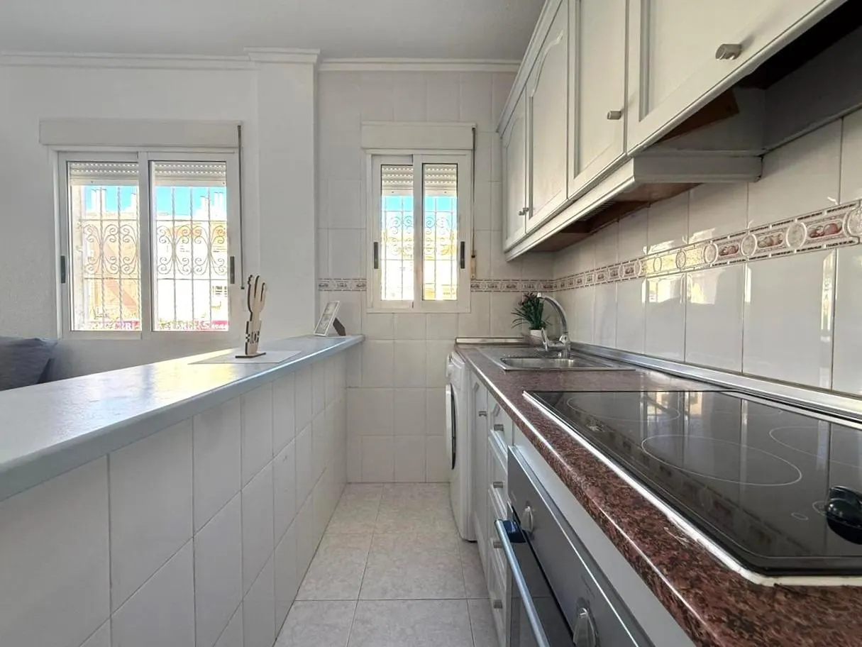 Bungalow in Torrevieja (Los Frutales) — 3