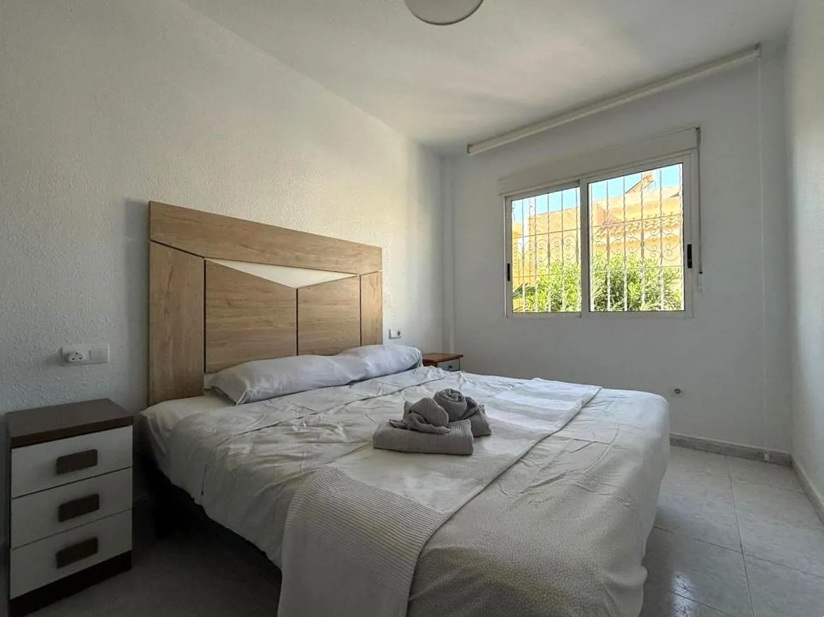 Bungalow in Torrevieja (Los Frutales) — 4