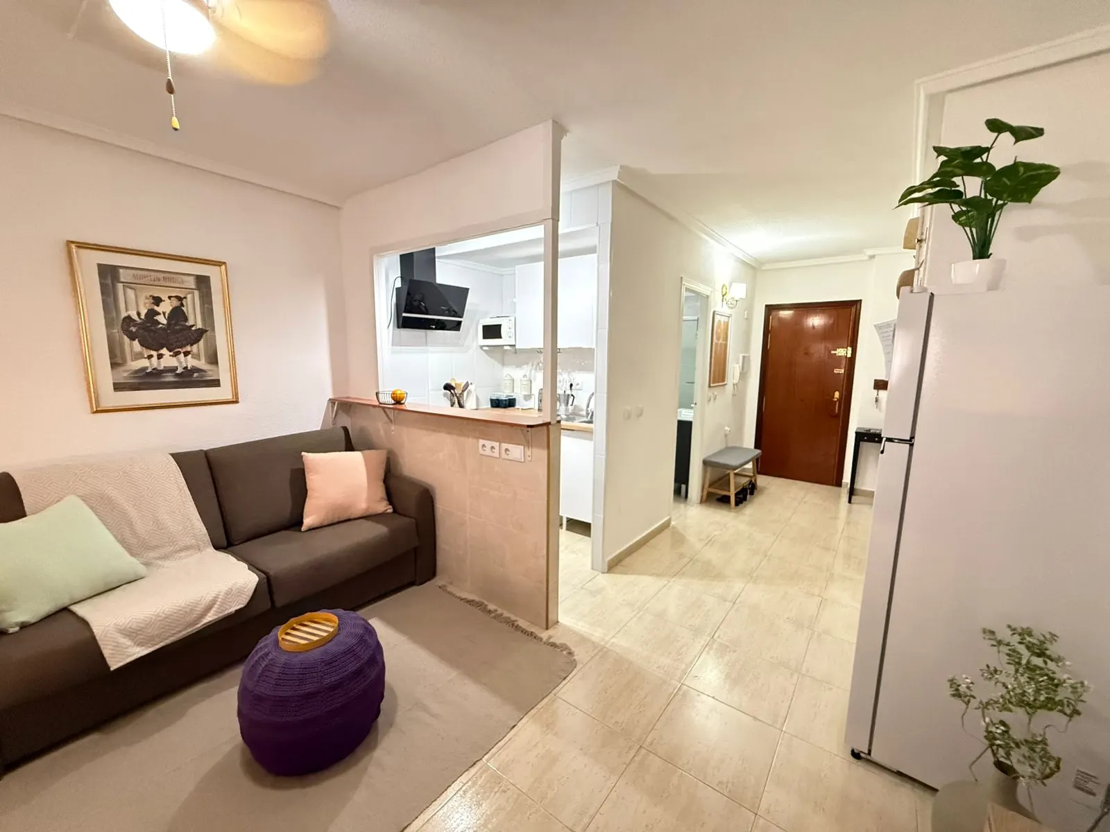 Short-Term Rental Studio in Torrevieja, Spain — 4