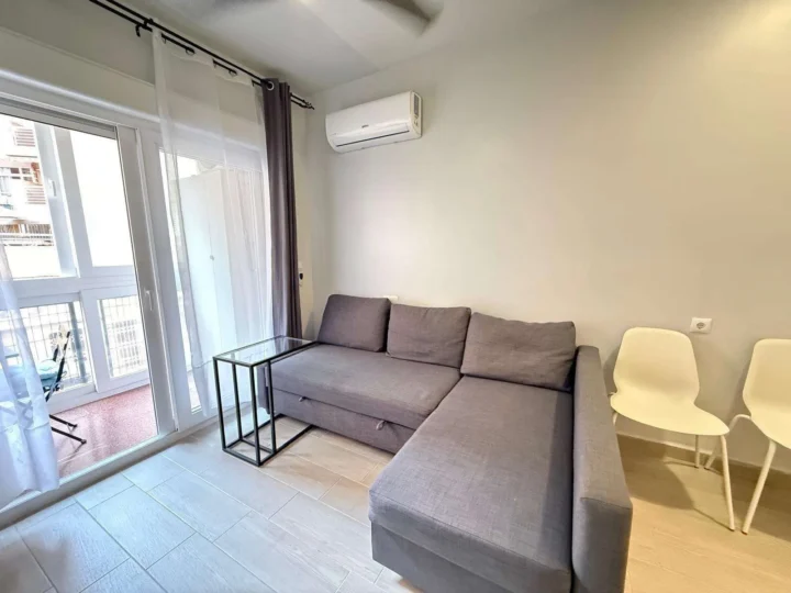 Studio apartment in Torrevieja (Playa de los locos)