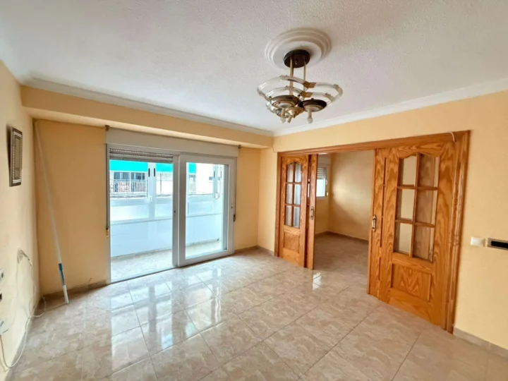 Apartment in Torrevieja (Estacion de autobuses)