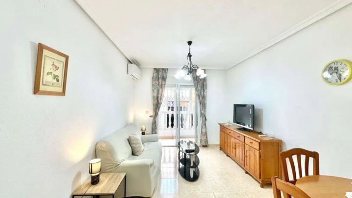 Apartment in Torrevieja (Calas blanca)