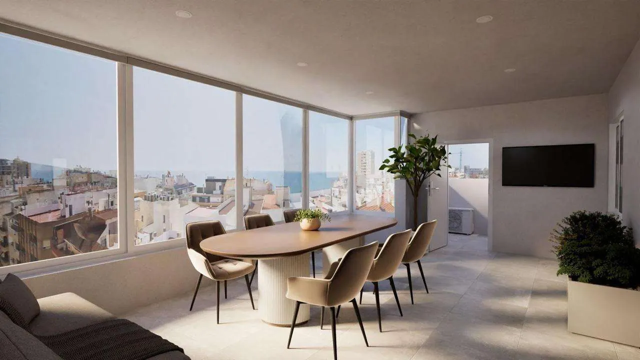 Apartment in Torrevieja (Paseo maritimo) — 1