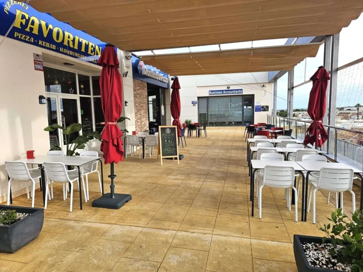 Commercial space in Orihuela Costa (La Zenia)