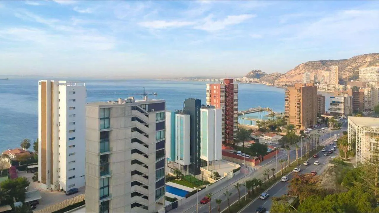 Apartment in Alicante (La Albufereta) — 1