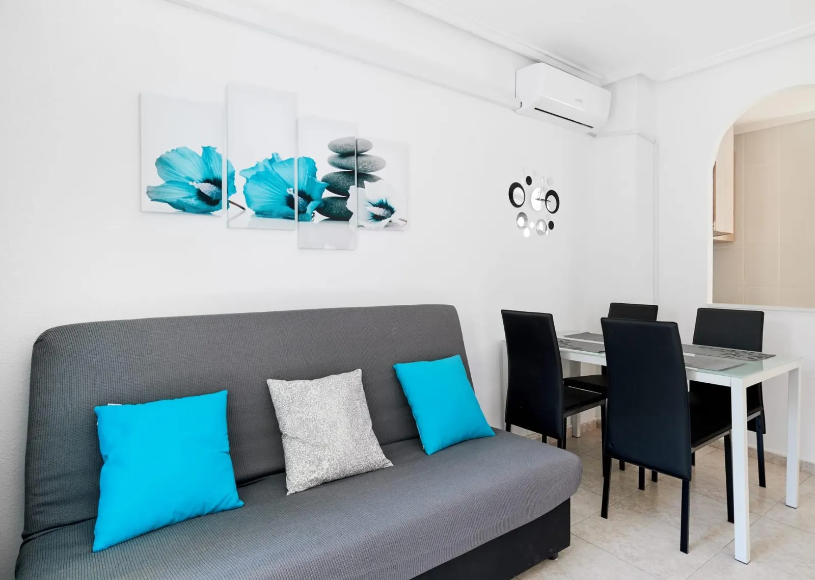 Apartment in Torrevieja (Centro) — 2