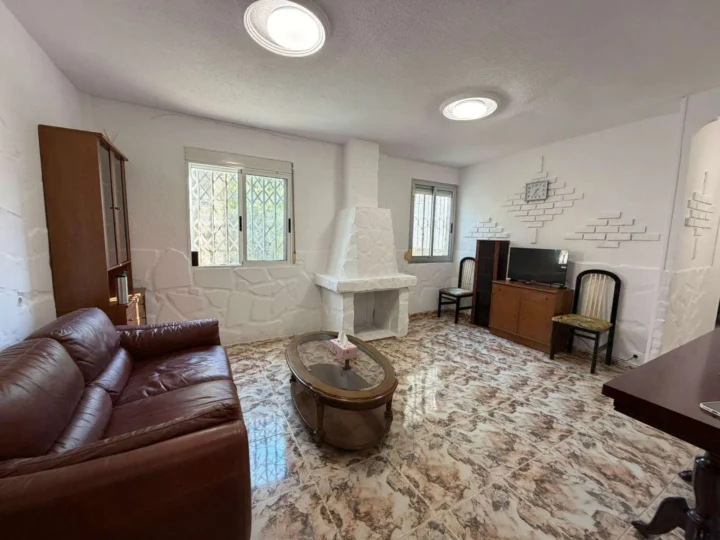 Apartment in Alicante (Virgen del Remedio-Parque lo Morant)