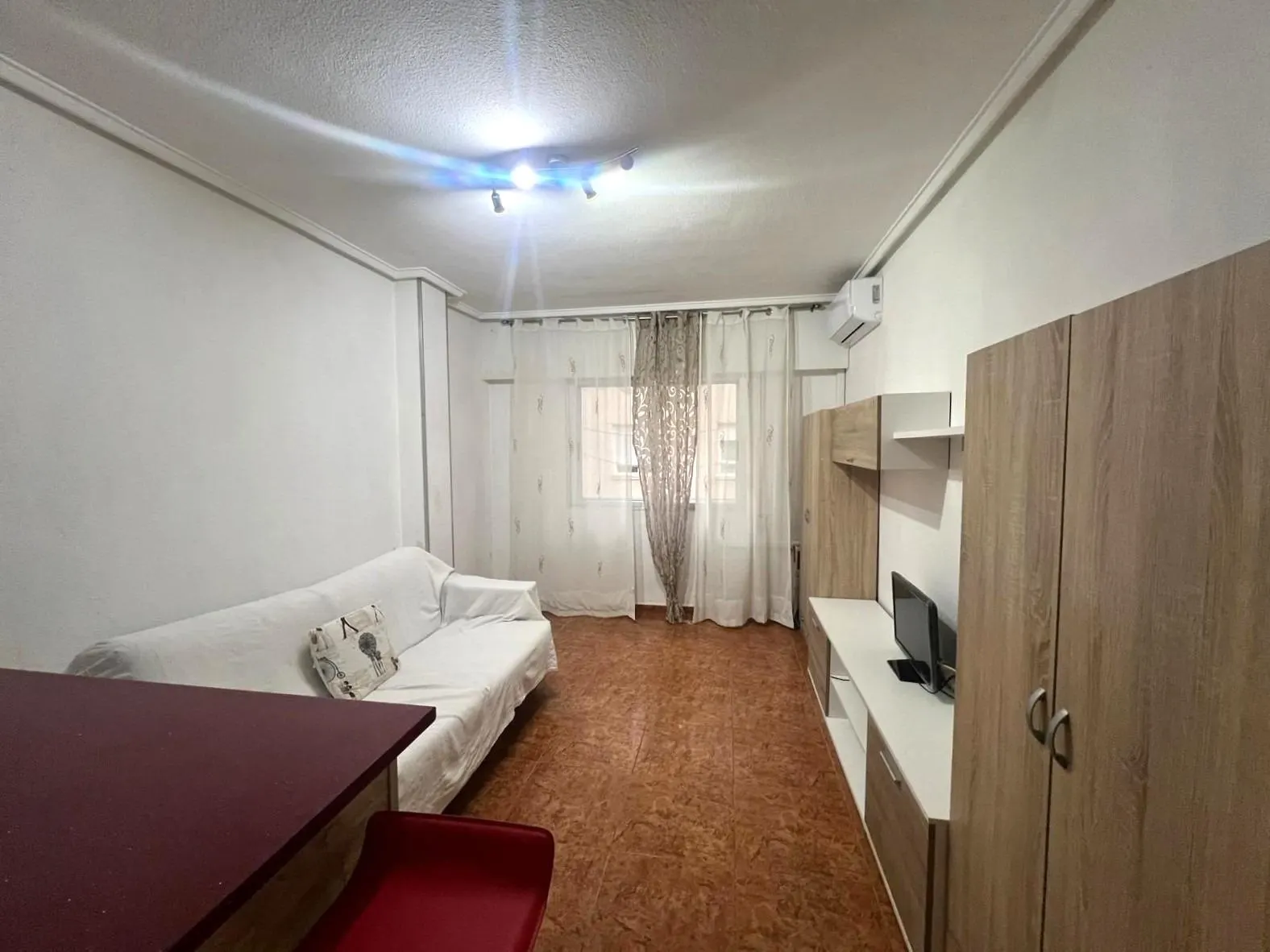 Studio apartment in Torrevieja (Centro) — 2