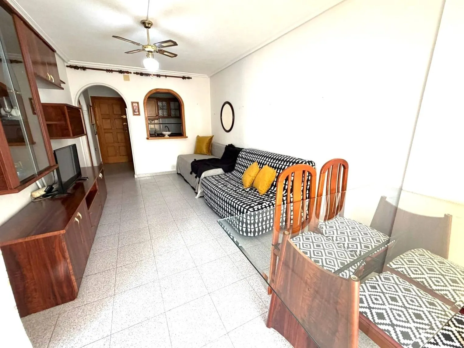 Apartment in Torrevieja (Playa del Cura) — 2