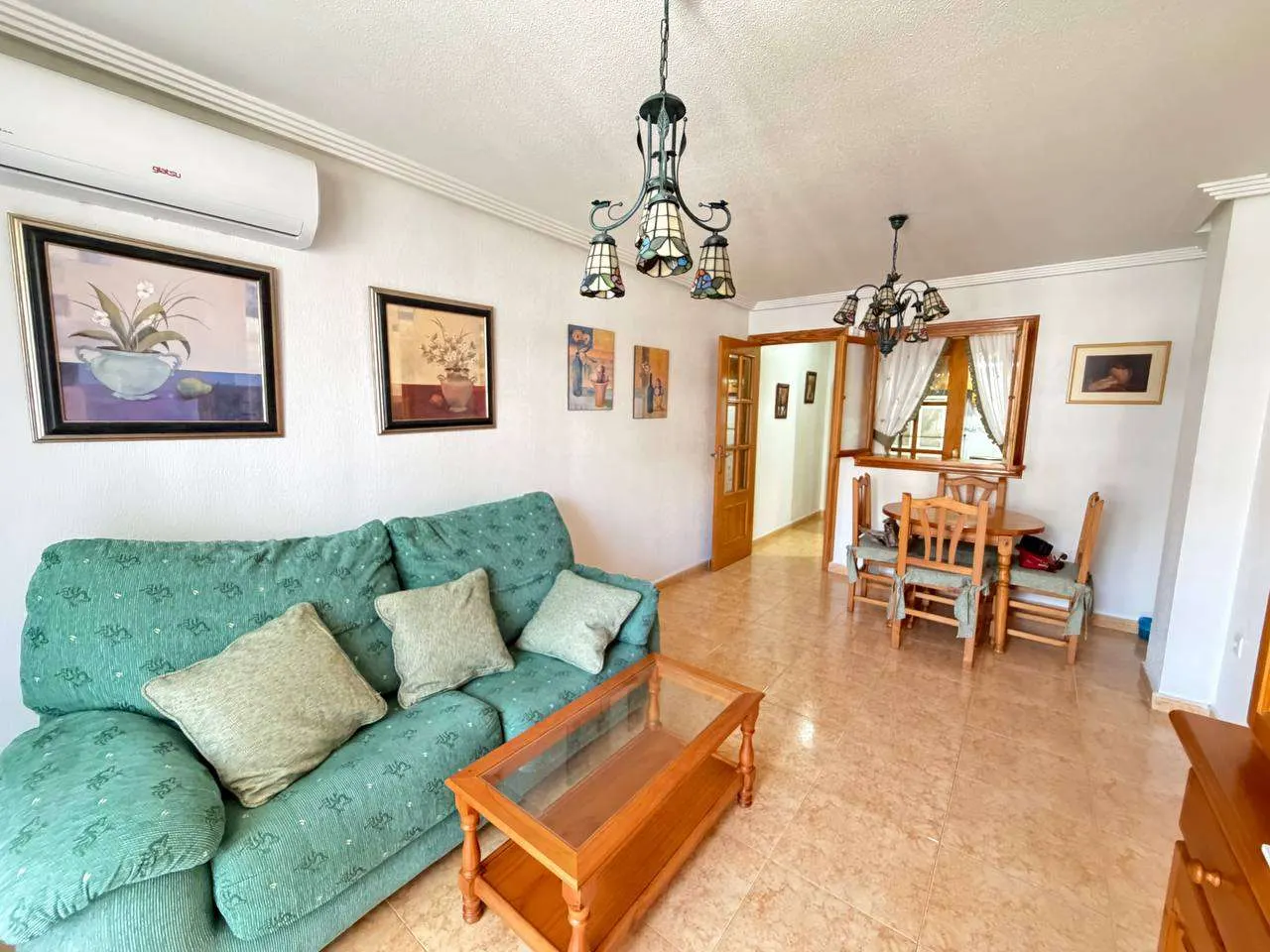 SEA VIEW APARTMENT Short-Term Rental Apartment in Torrevieja, Spain — 2