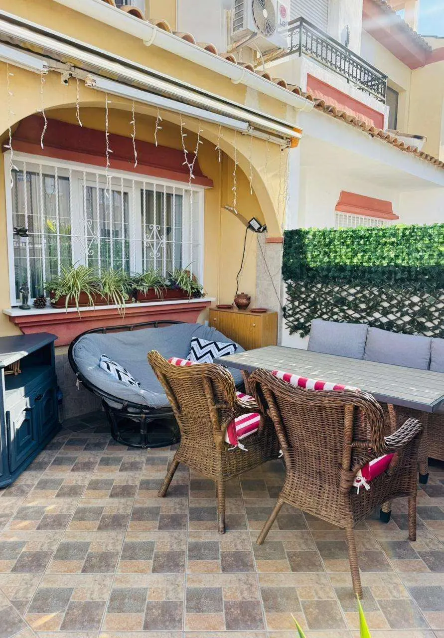 Bungalow in Orihuela Costa (La Florida)