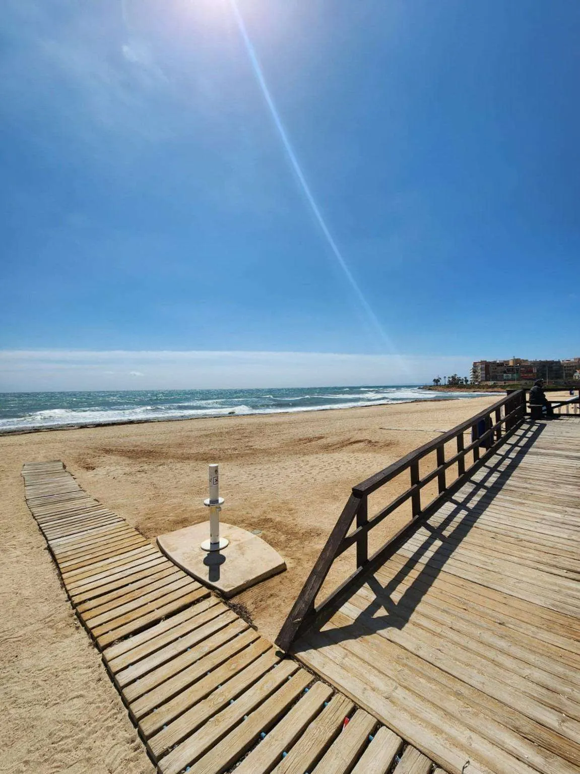 3-bedroom apartment with a spacious terrace and ocean views right on the beachfront at Los Locos Beach — 3