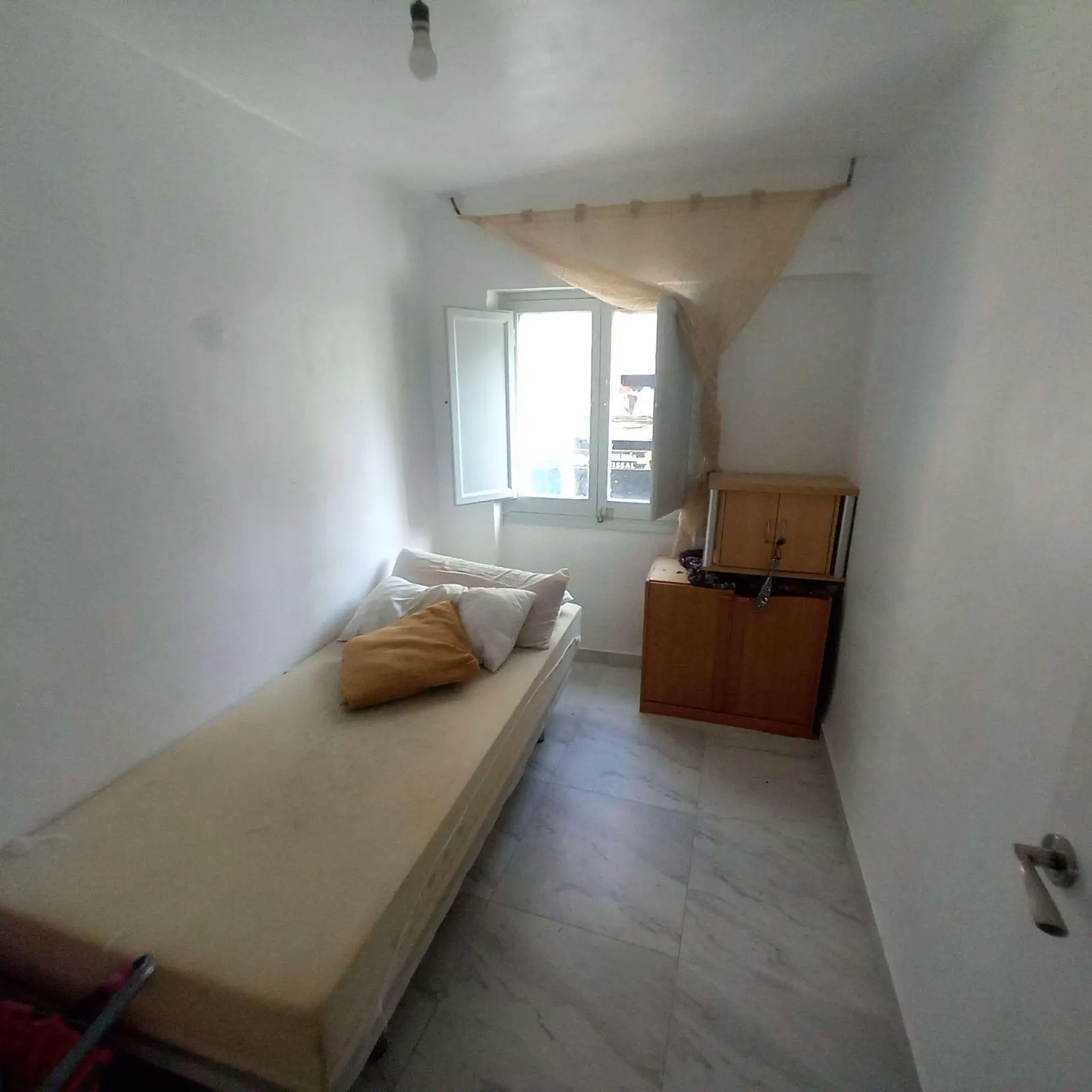 Apartment in Alicante (Virgen del Remedio-Parque lo Morant) — 4