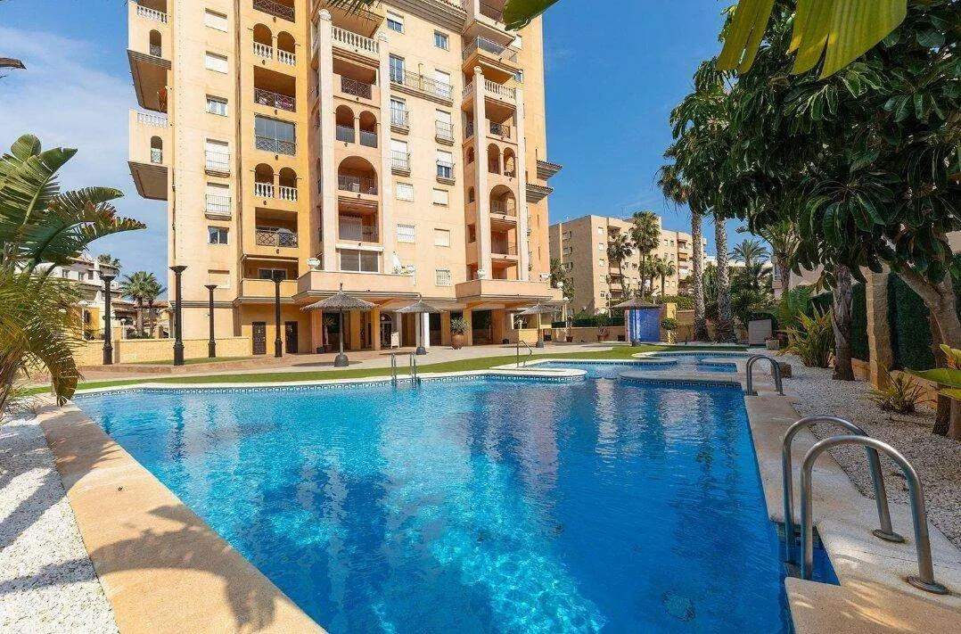 Apartment in Torrevieja (Los Frutales) — 1