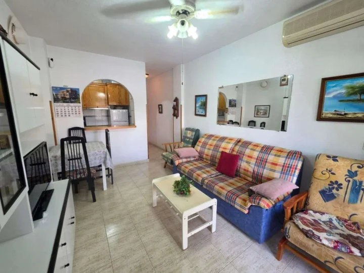Apartment in Guardamar del Segura (Los secanos)