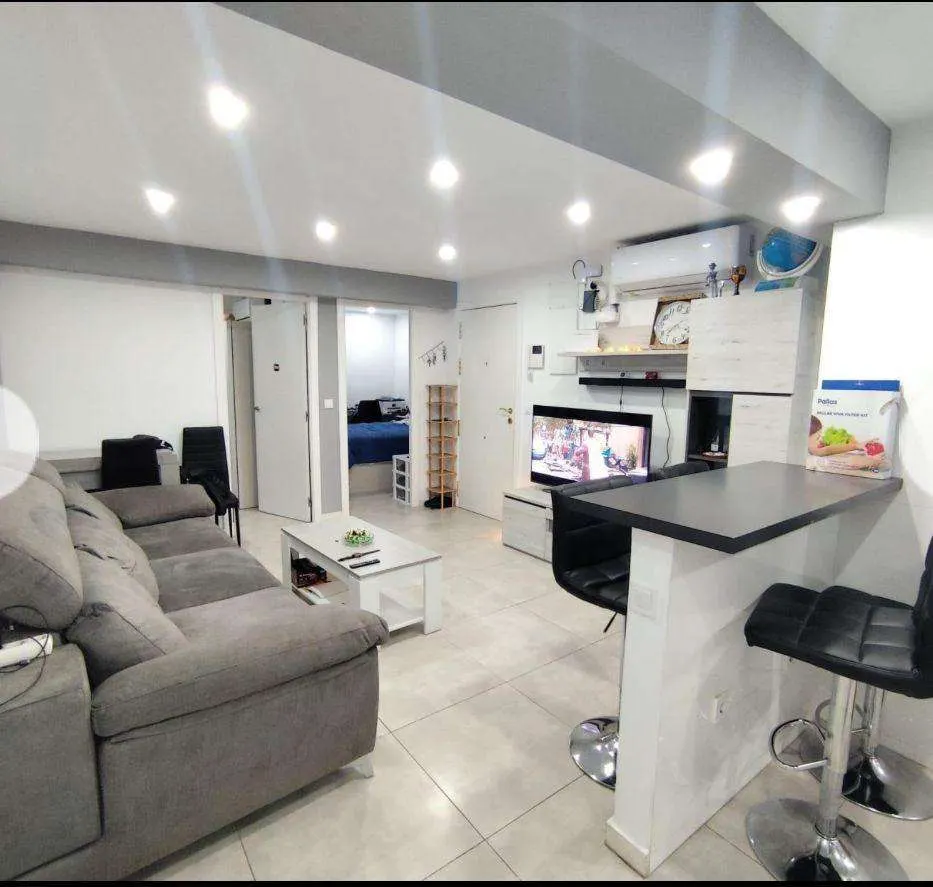 Apartment in Alicante (Carolinas Altas) — 2