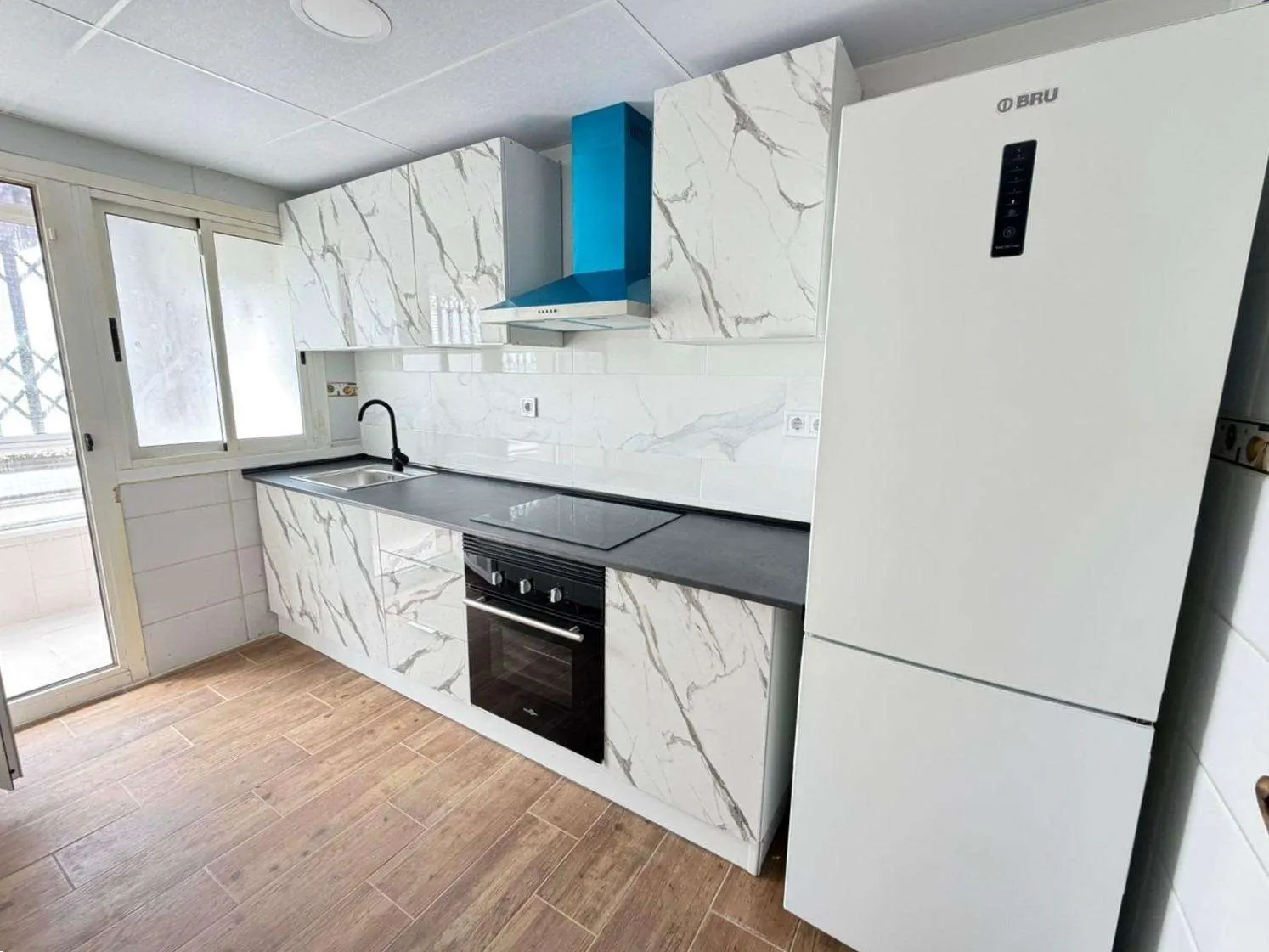 Apartment in Alicante (Virgen del Remedio-Parque lo Morant) — 3