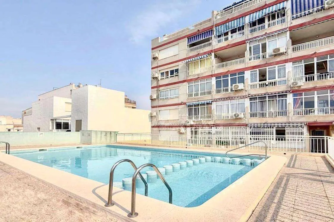 Apartment in Torrevieja (Centro) — 1