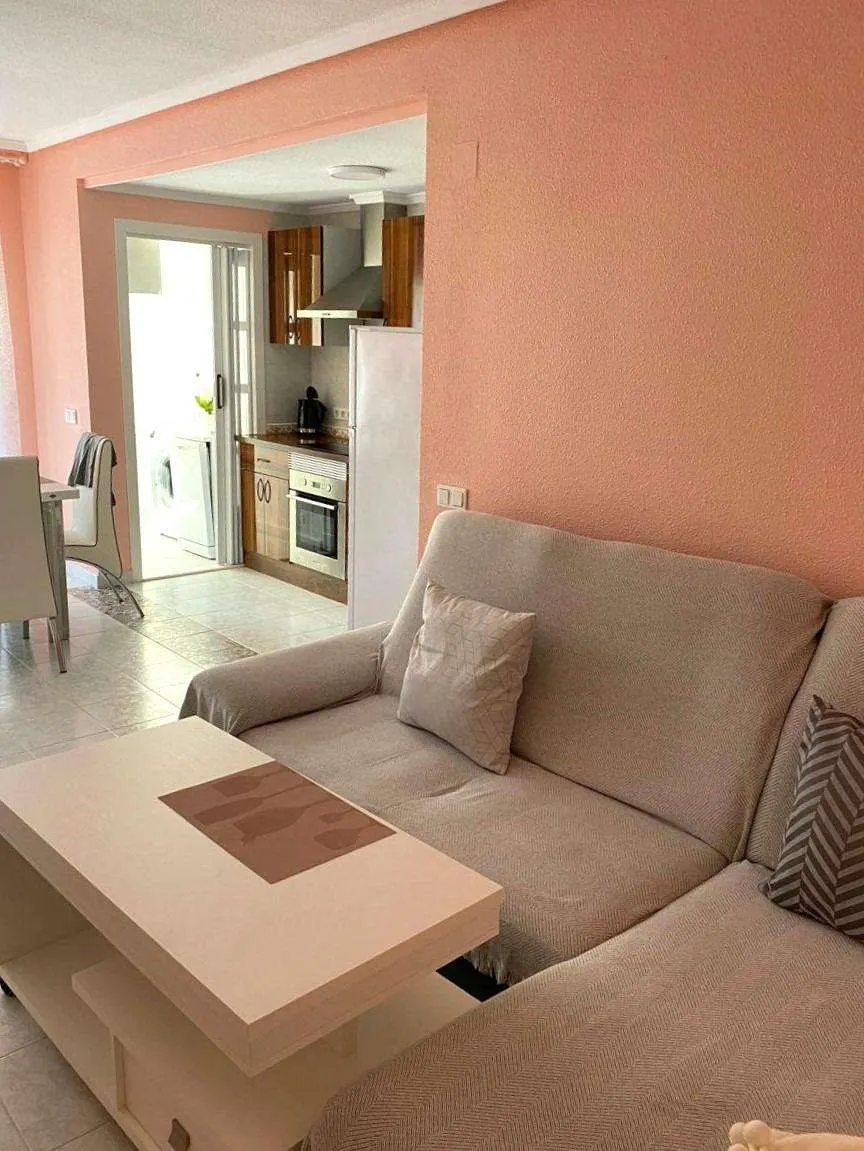 Apartment in Torrevieja (El molino) — 2