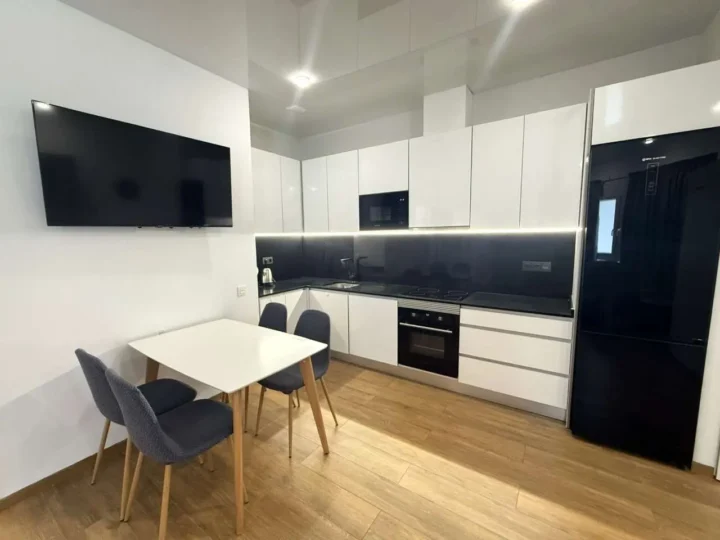 Beachside Studio in Torrevieja – 50m to Los Locos | Ground Floor