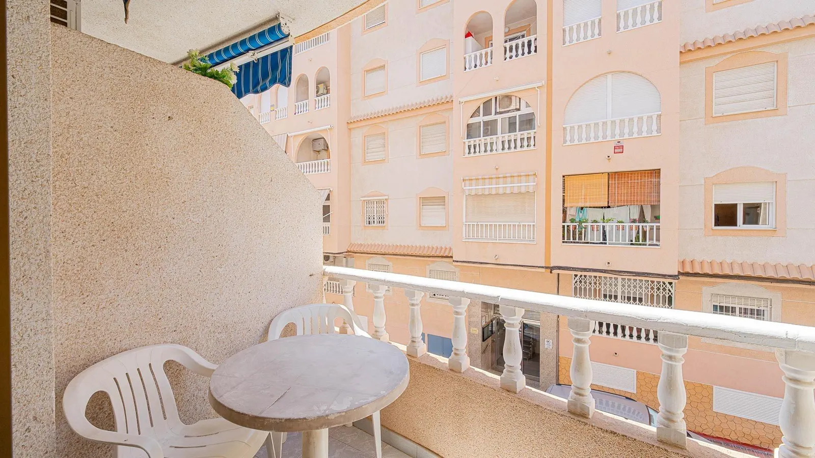 Apartment in Torrevieja (Estacion de autobuses) — 1