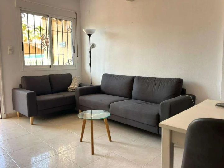 Bungalow in Torrevieja (Estacion de autobuses)