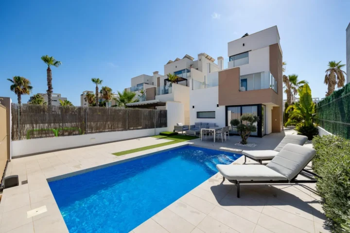 Villa in Guardamar del Segura (EL RASO)