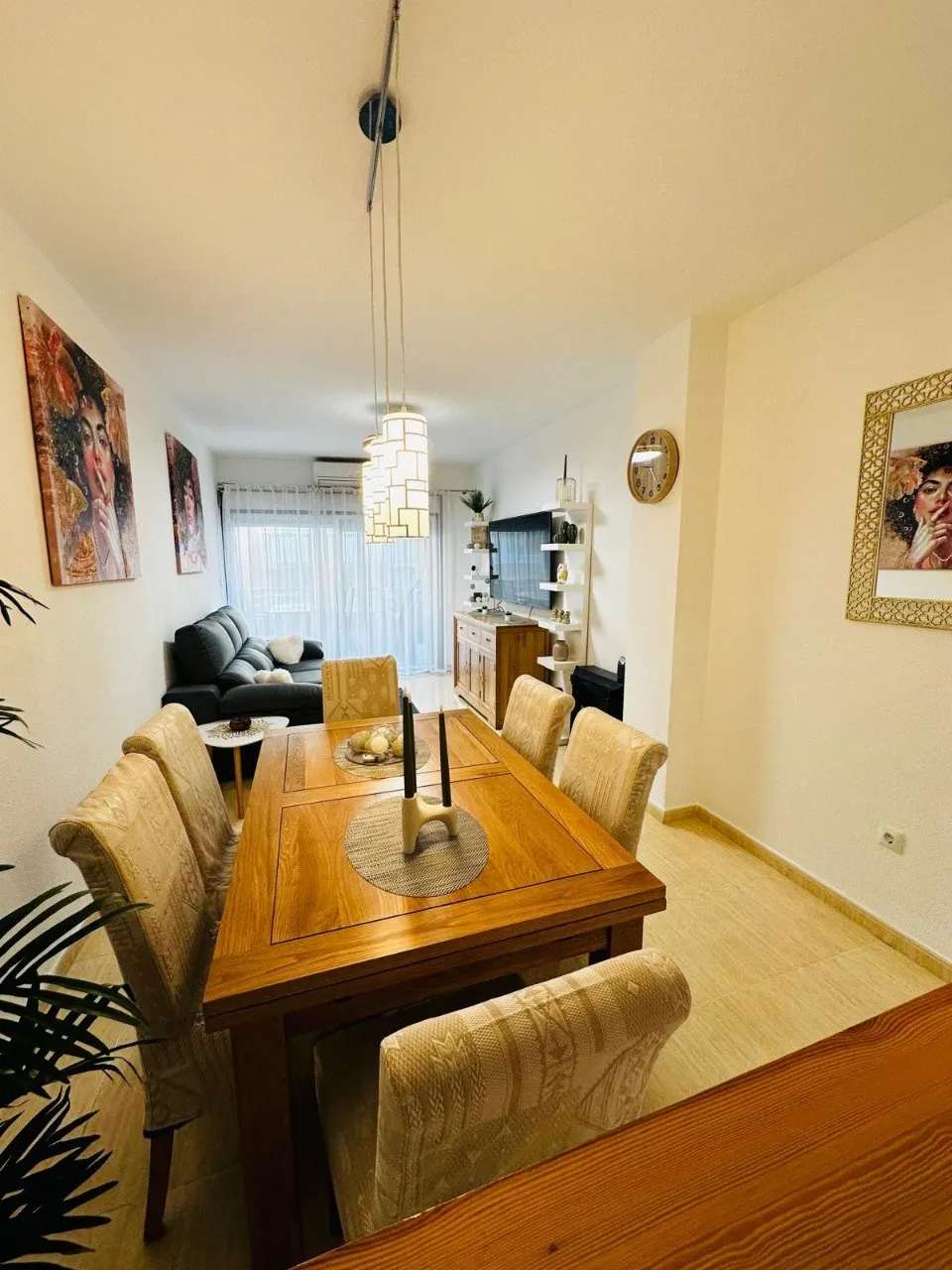 Wonderful 3-bedroom apartment with a terrace right by the sea in Torrevieja — 3