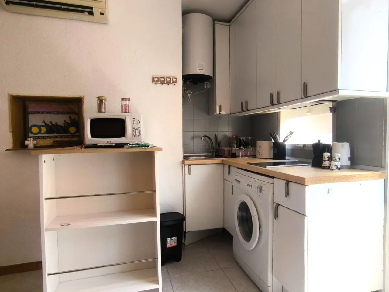 1-bedroom apartment with a parking space in Playa de Los Locos — 5