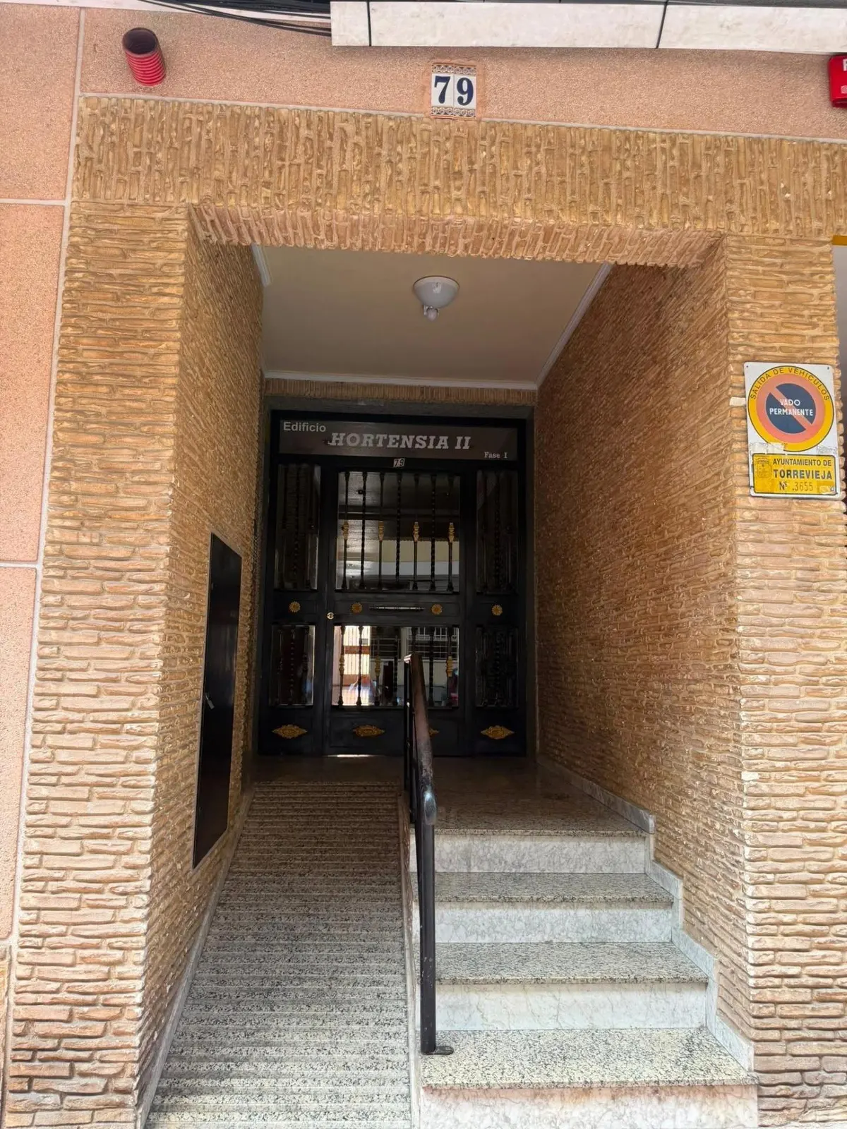 Studio apartment in Torrevieja (Centro) — 2