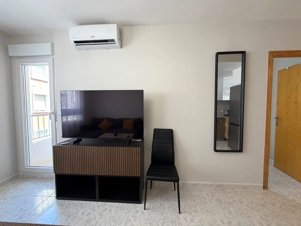 Short-Term Rental Apartment in Torrevieja, Spain — 4