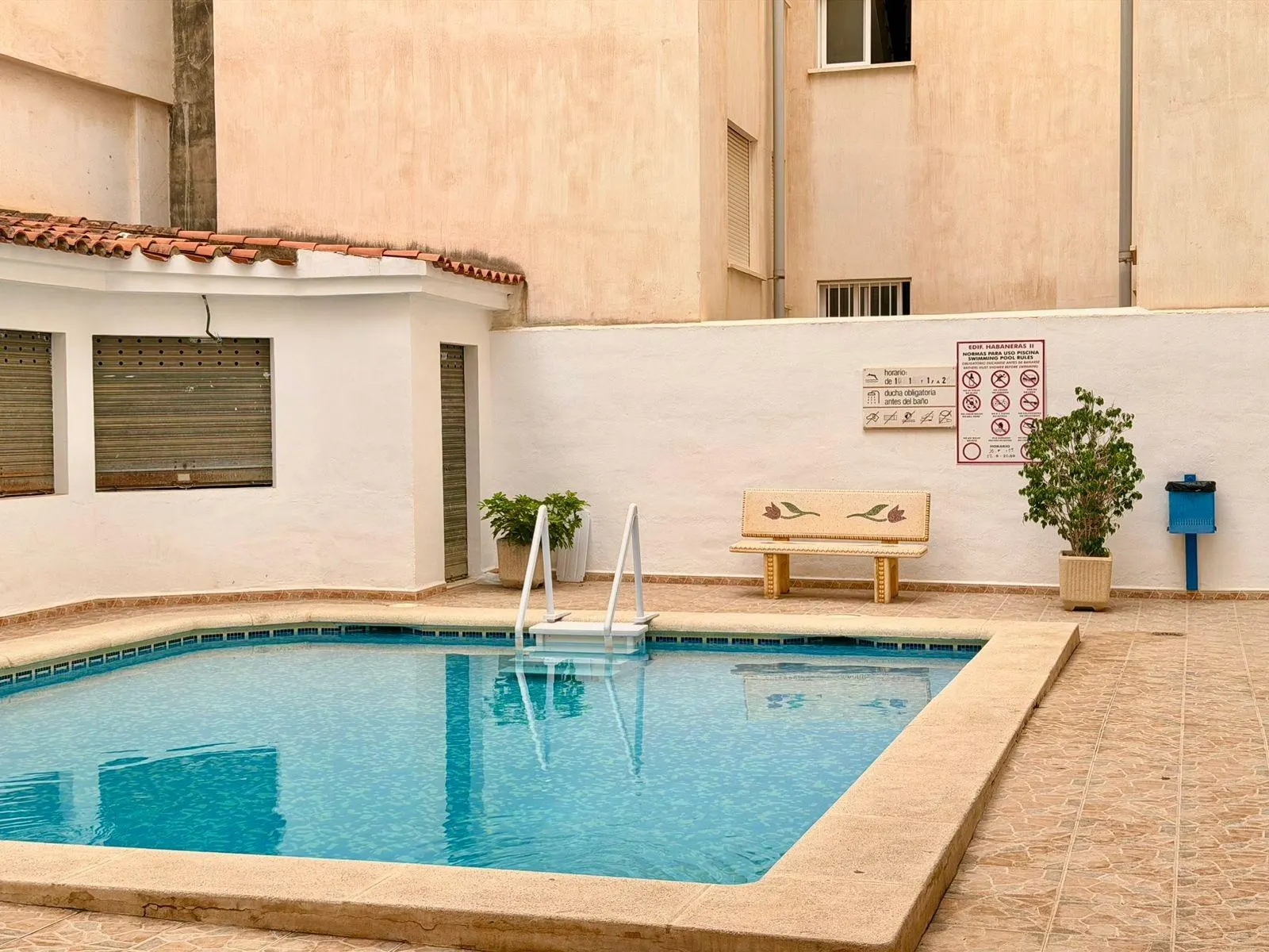 Studio apartment in Torrevieja (Playa del Cura) — 1