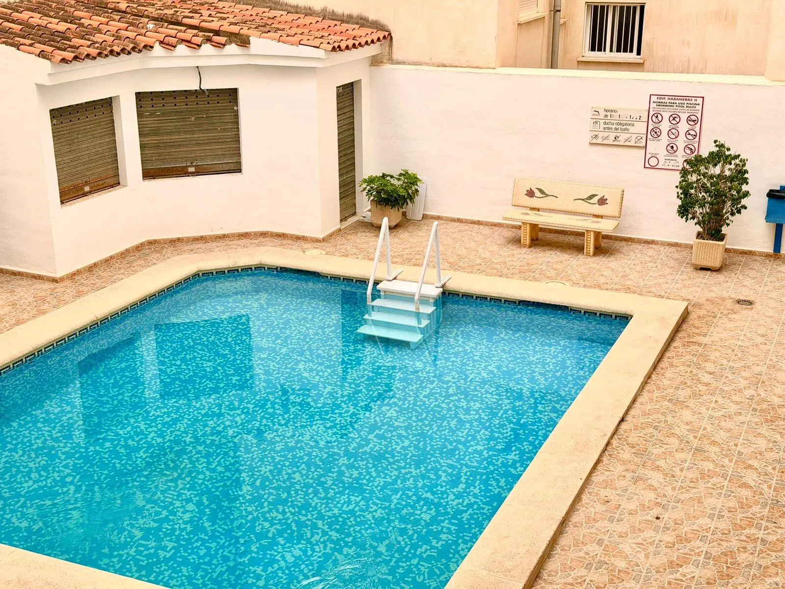 Studio apartment in Torrevieja (Playa del Cura) — 2