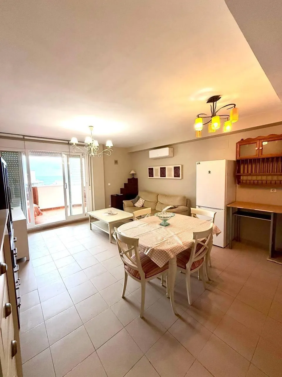 Stunning 2-bedroom apartment with a terrace, pool, and parking in Cala de Finestrat — 2