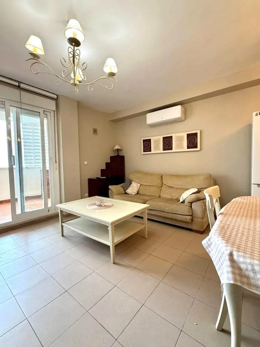 Stunning 2-bedroom apartment with a terrace, pool, and parking in Cala de Finestrat — 3