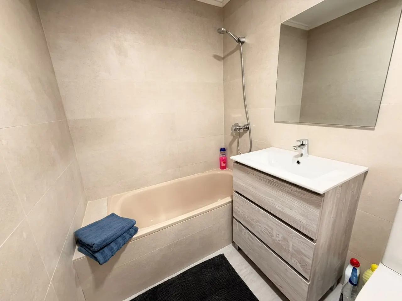 Short-Term Rental Apartment in Torrevieja, Spain — 4